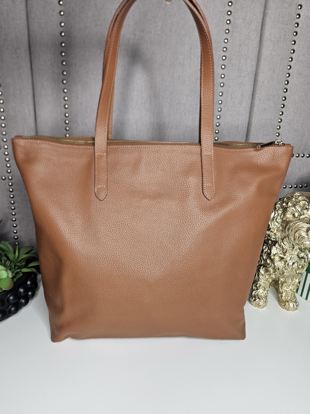 Cuyana Classic Zipper Tote Caramel Brown